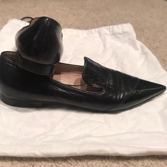 Miu Miu Black Leather Pointed Toe Flats - Picture 5 of 6